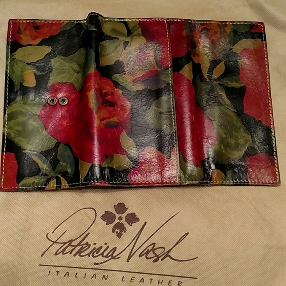 Patricia Nash Italian Leather wallet - Picture 4 of 7